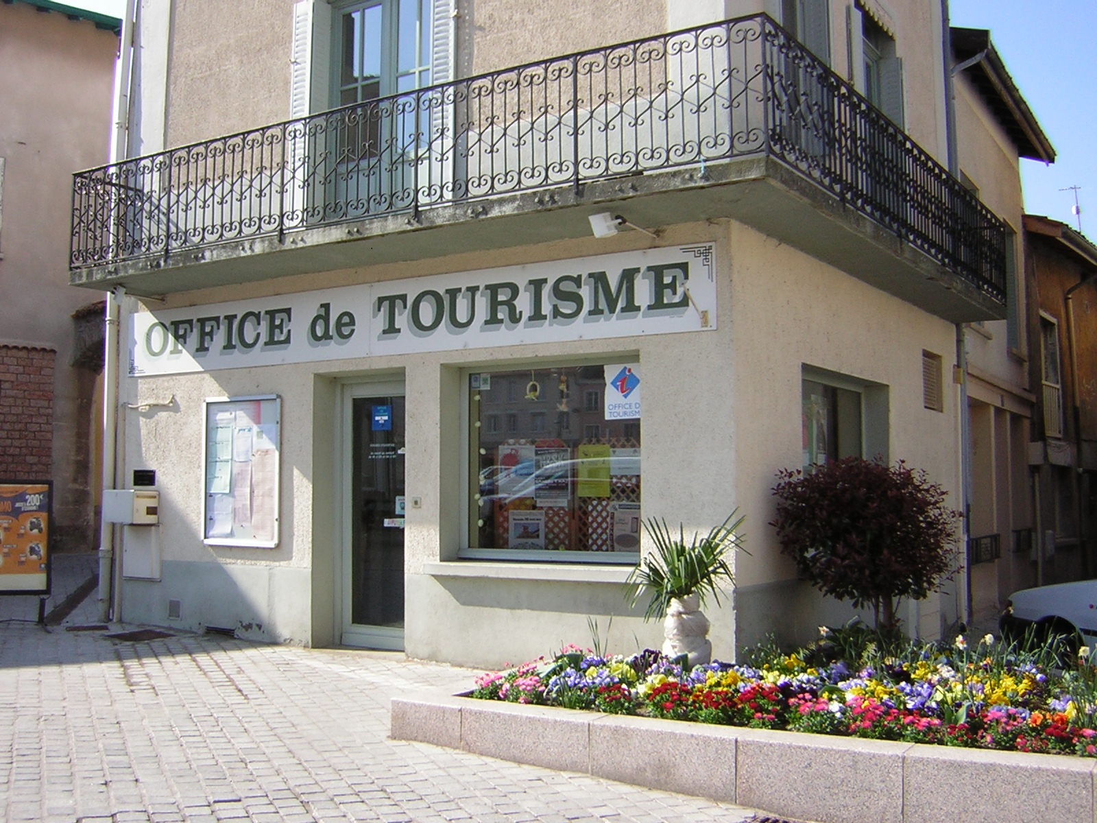 Photo Office du tourisme Forez-Est - Bureau Chazelle sur Lyon