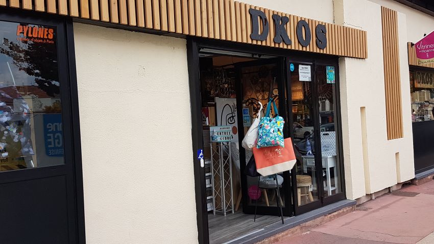 Photo D'Kos - Roanne - Centre-ville (place hôtel de ville)